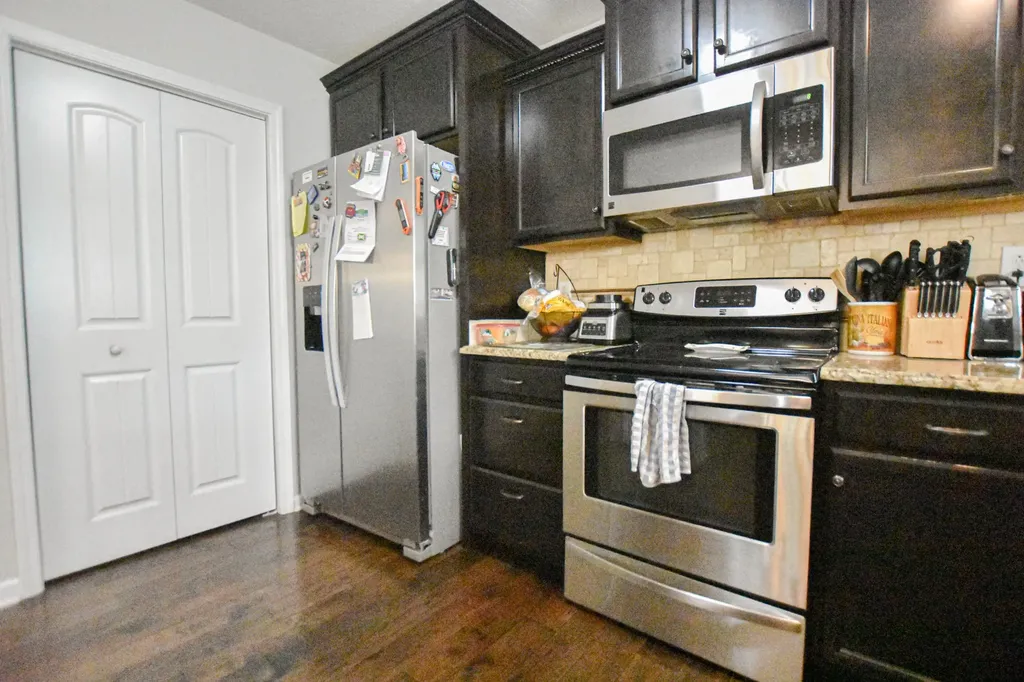 3702 Windmill Court Clarksville TN 37040