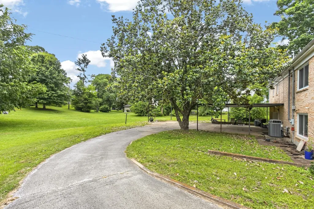 921 Azalea Drive Columbia TN 38401