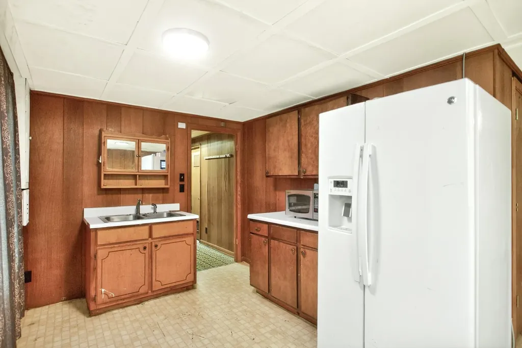921 Azalea Drive Columbia TN 38401