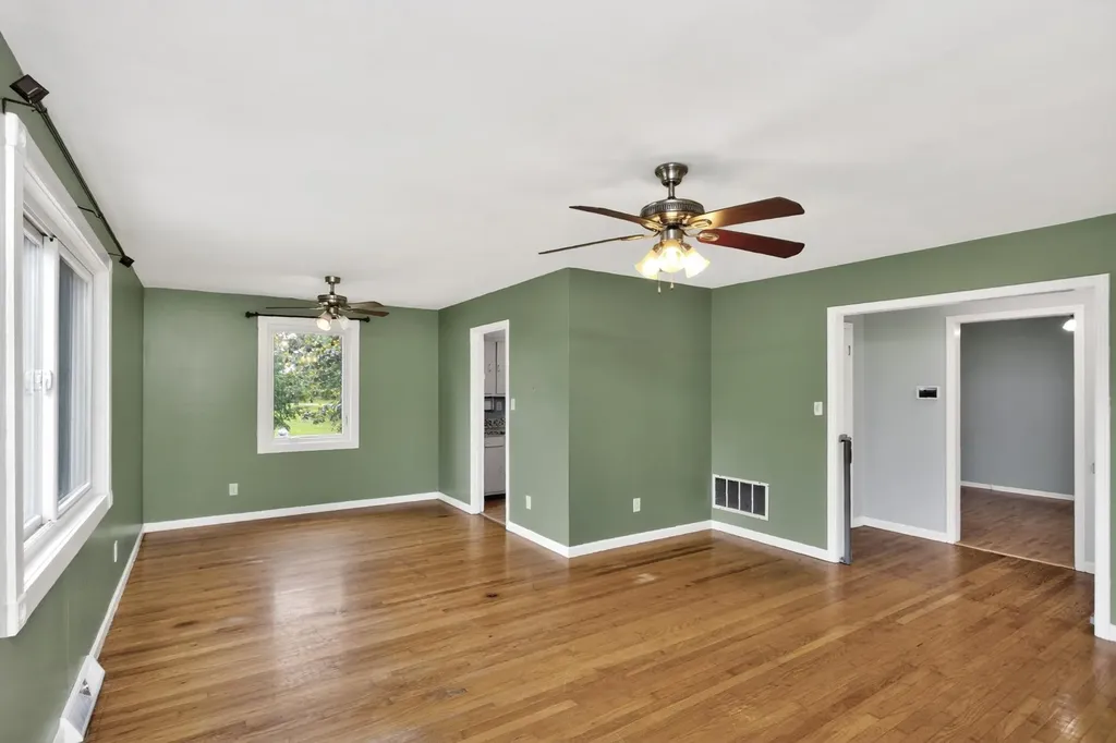 921 Azalea Drive Columbia TN 38401