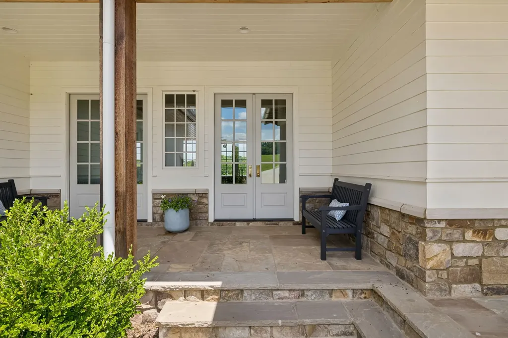 3580 Gray Lane Thompsons Station TN 37179