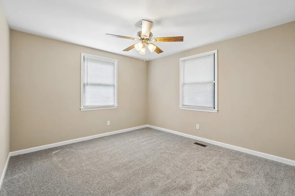 927 Oak Vale Hermitage TN 37076