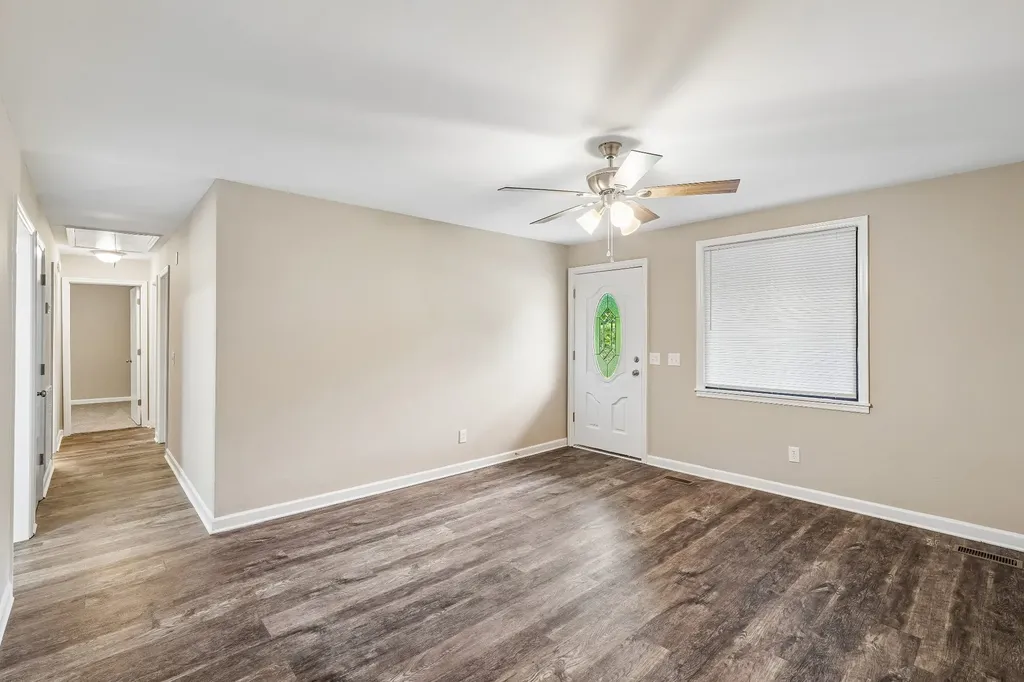 927 Oak Vale Hermitage TN 37076