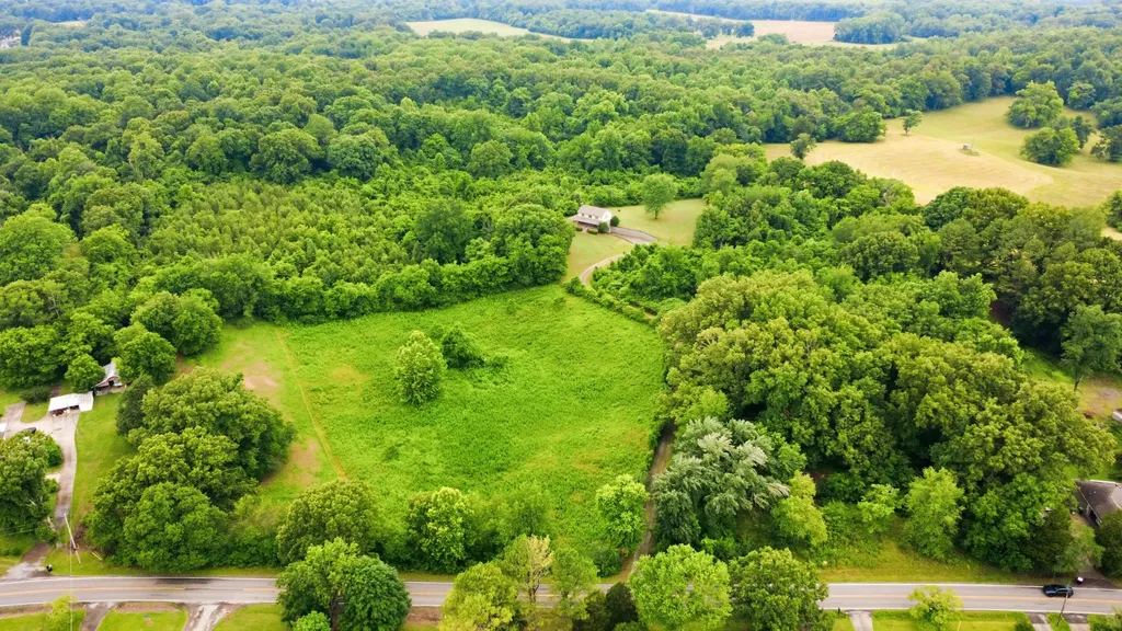 1234 Dotsonville Road Clarksville TN 37042