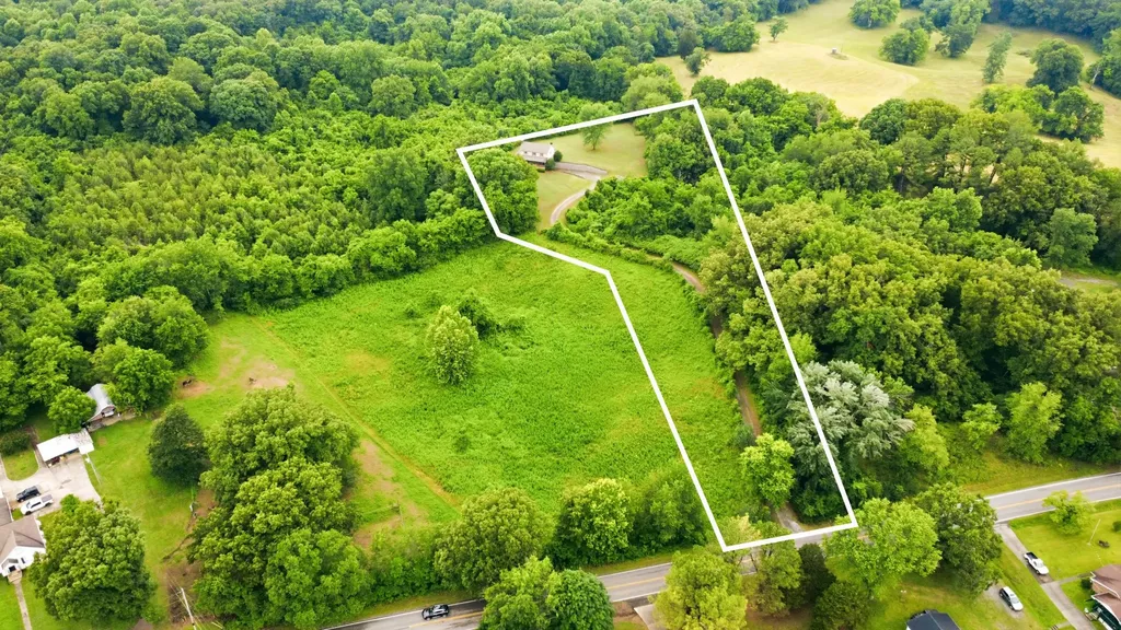 1234 Dotsonville Road Clarksville TN 37042