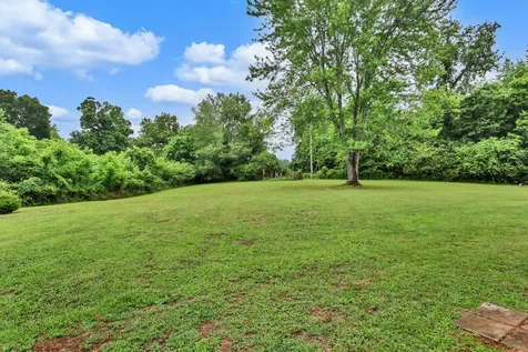 1234 Dotsonville Road Clarksville TN 37042