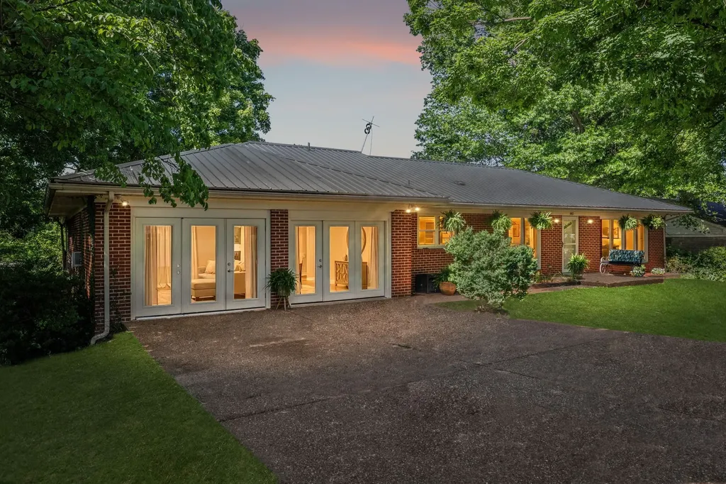 1082 Rolling Fields Circle Columbia TN 38401
