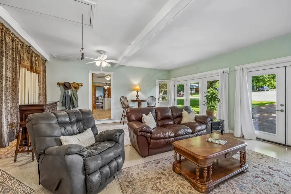 1082 Rolling Fields Circle Columbia TN 38401