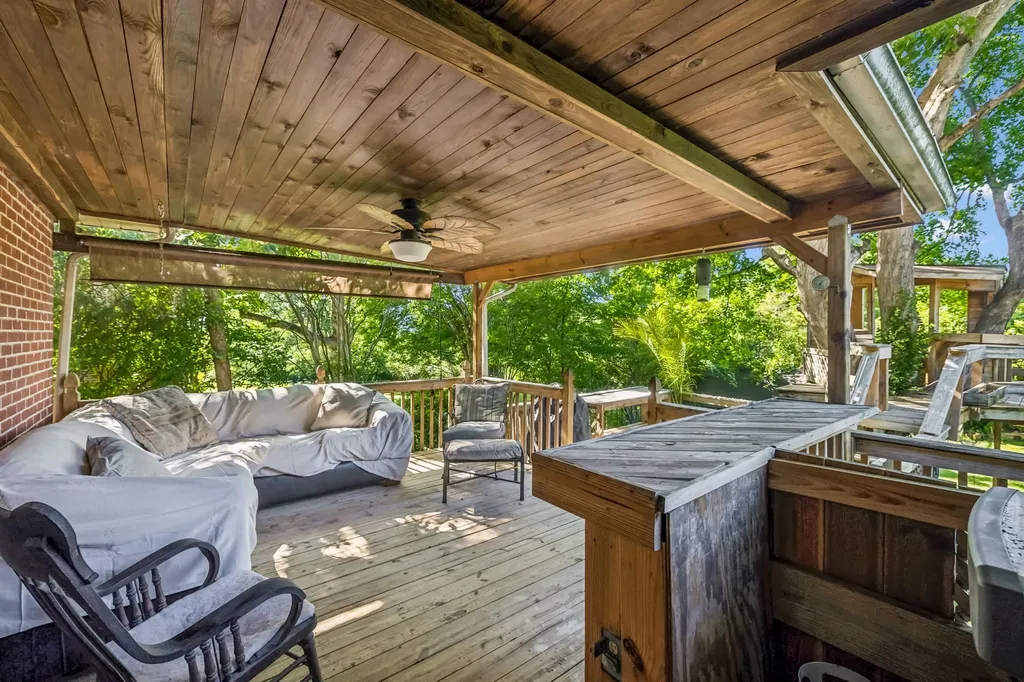 1082 Rolling Fields Circle Columbia TN 38401