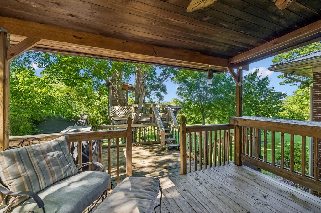 1082 Rolling Fields Circle Columbia TN 38401