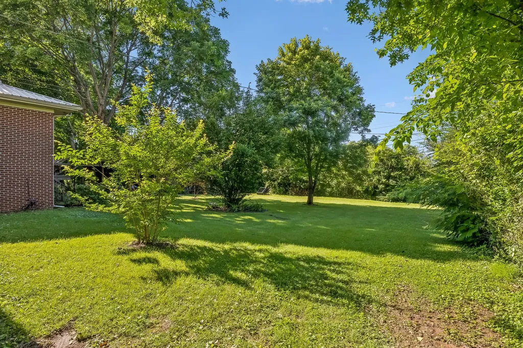 1082 Rolling Fields Circle Columbia TN 38401