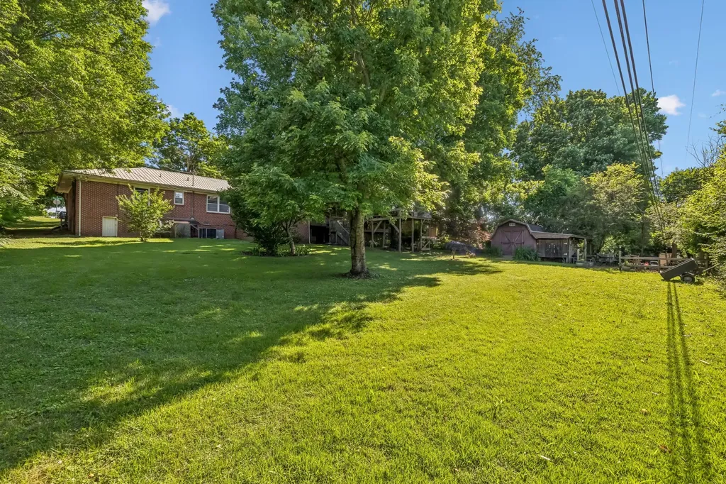 1082 Rolling Fields Circle Columbia TN 38401
