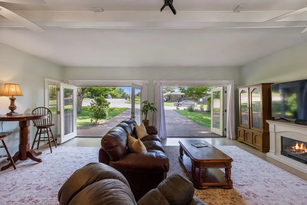 1082 Rolling Fields Circle Columbia TN 38401