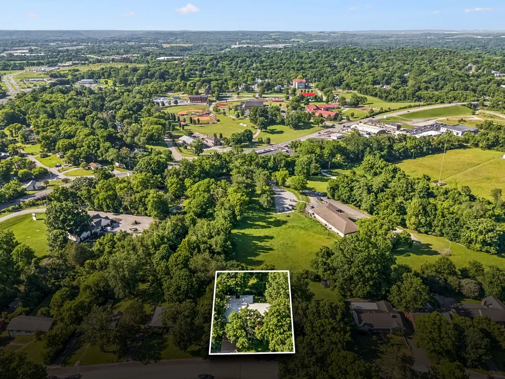 1082 Rolling Fields Circle Columbia TN 38401