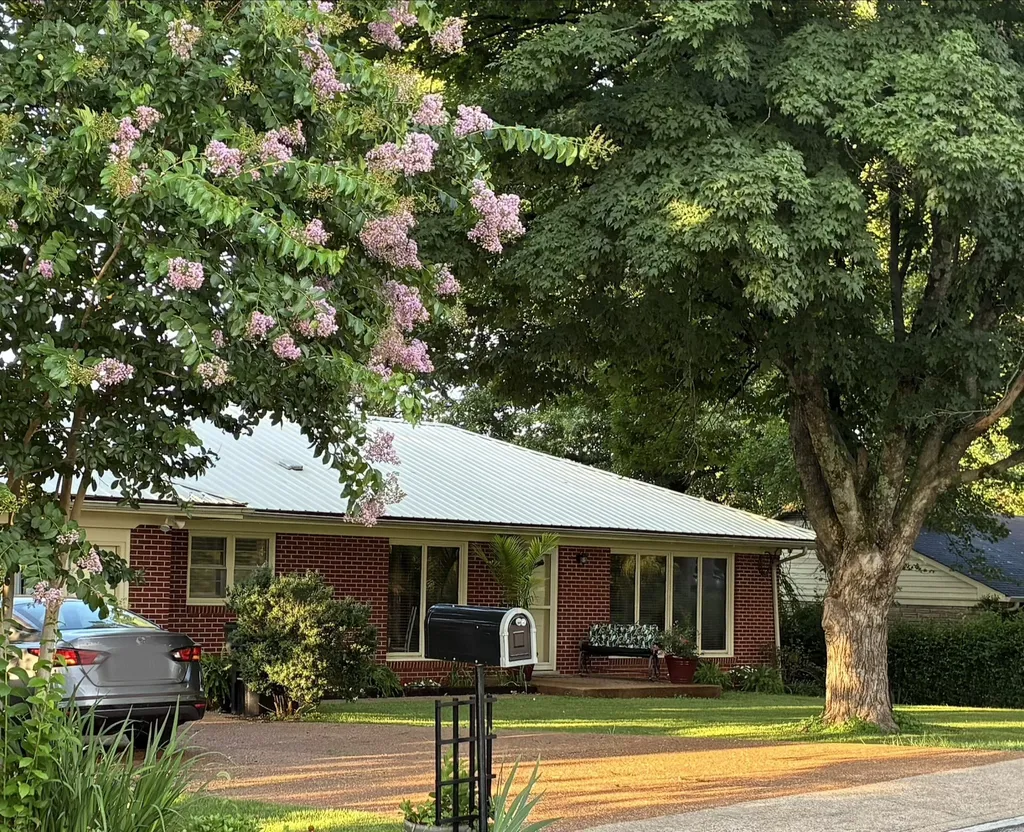 1082 Rolling Fields Circle Columbia TN 38401