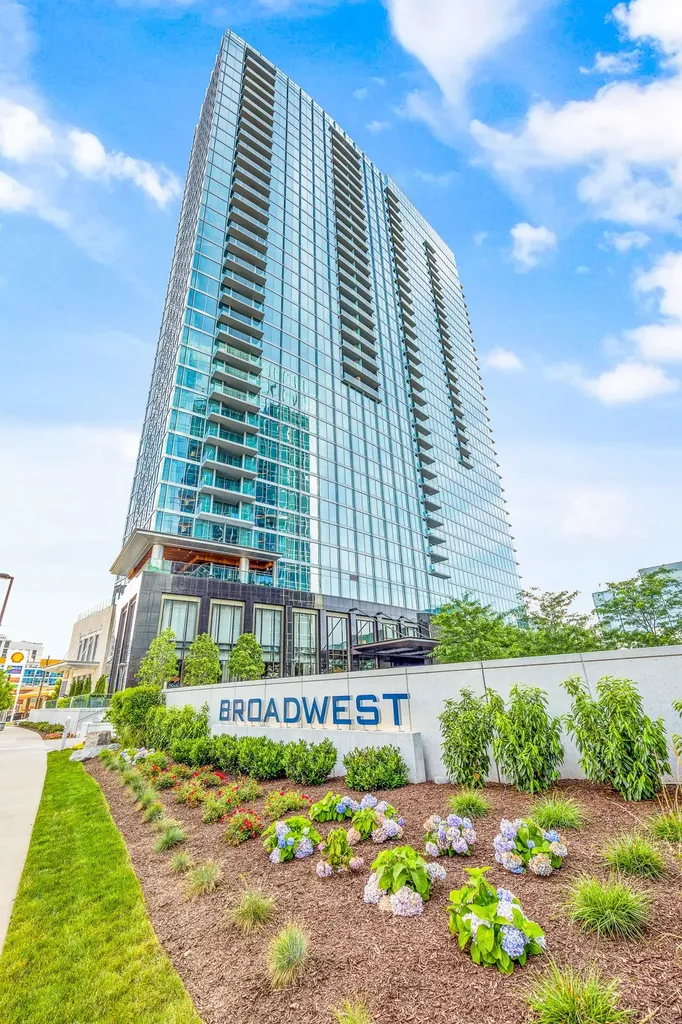 1616 West End Avenue Nashville TN 37203