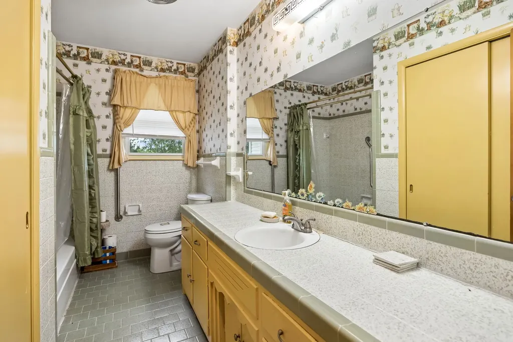 10924 Rials Branch Road Bon Aqua TN 37025