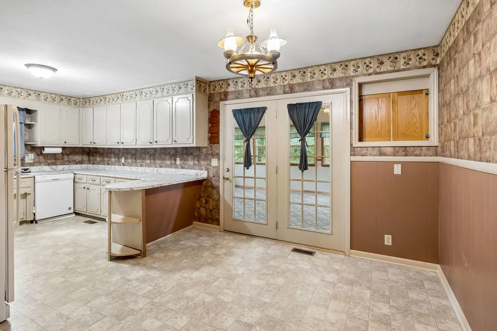 10924 Rials Branch Road Bon Aqua TN 37025