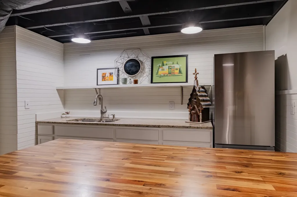 1113 Kirkland Avenue Nashville TN 37216