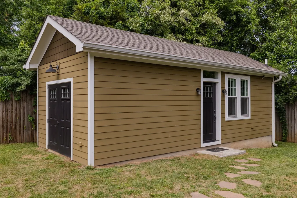 1113 Kirkland Avenue Nashville TN 37216