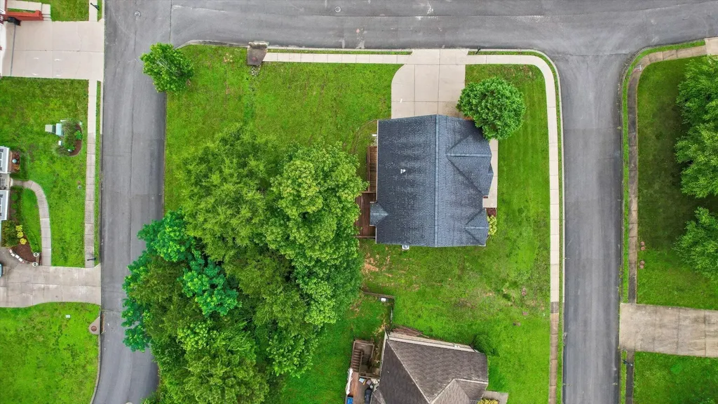 8382 Ingram Lane Hixson TN 37343