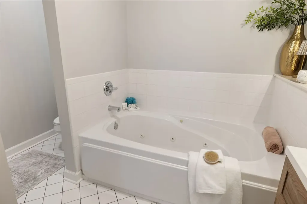 1807 Brentwood Pointe Franklin TN 37067