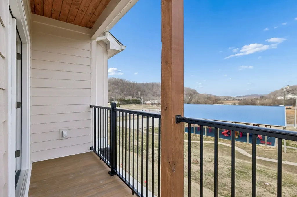 157 Crockett Hills Lane Ashland City TN 37015