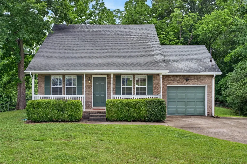 377 Brook Mead Drive Clarksville TN 37042
