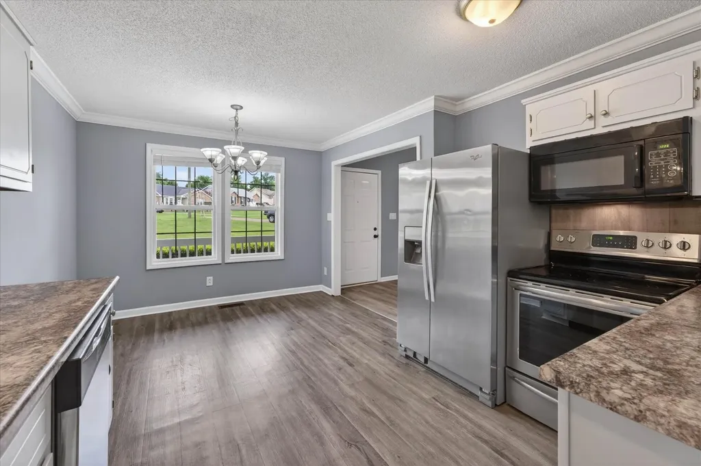 377 Brook Mead Drive Clarksville TN 37042