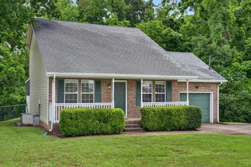 377 Brook Mead Drive Clarksville TN 37042
