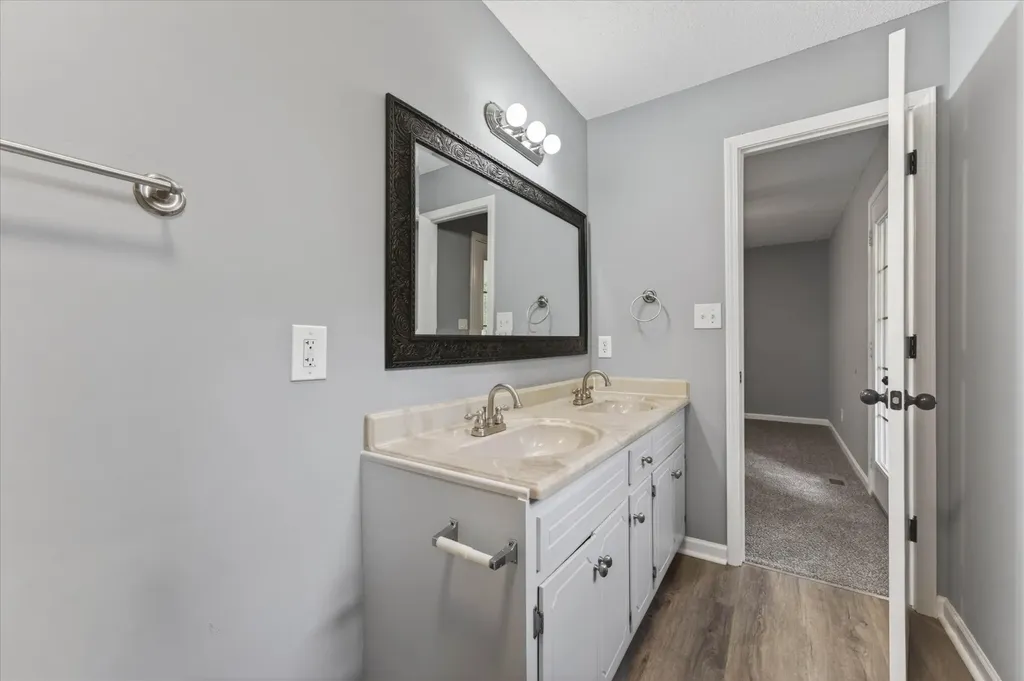 377 Brook Mead Drive Clarksville TN 37042