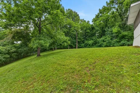 377 Brook Mead Drive Clarksville TN 37042