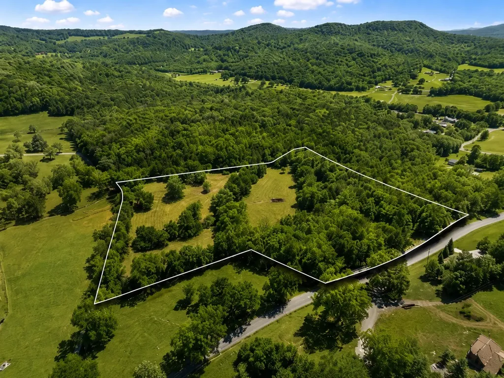 180 Lake Hollow Road Woodbury TN 37190