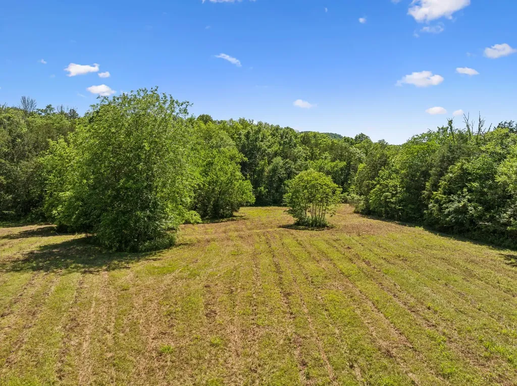 180 Lake Hollow Road Woodbury TN 37190