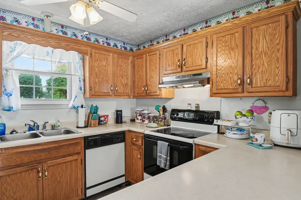 105 Brookside Point Springfield TN 37172