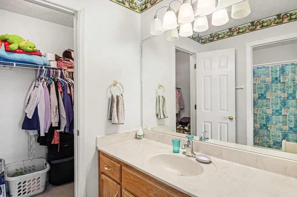 105 Brookside Point Springfield TN 37172
