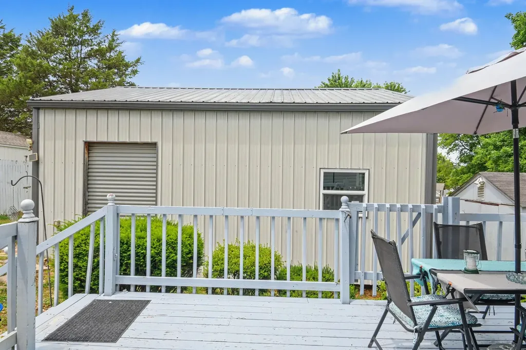 105 Brookside Point Springfield TN 37172