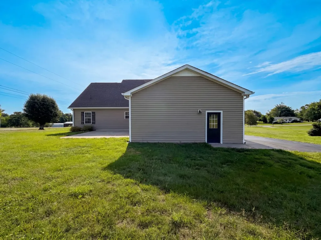 131 Mitchell Road Portland TN 37148