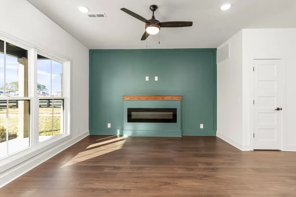 68 Beckay Court Clarksville TN 37043