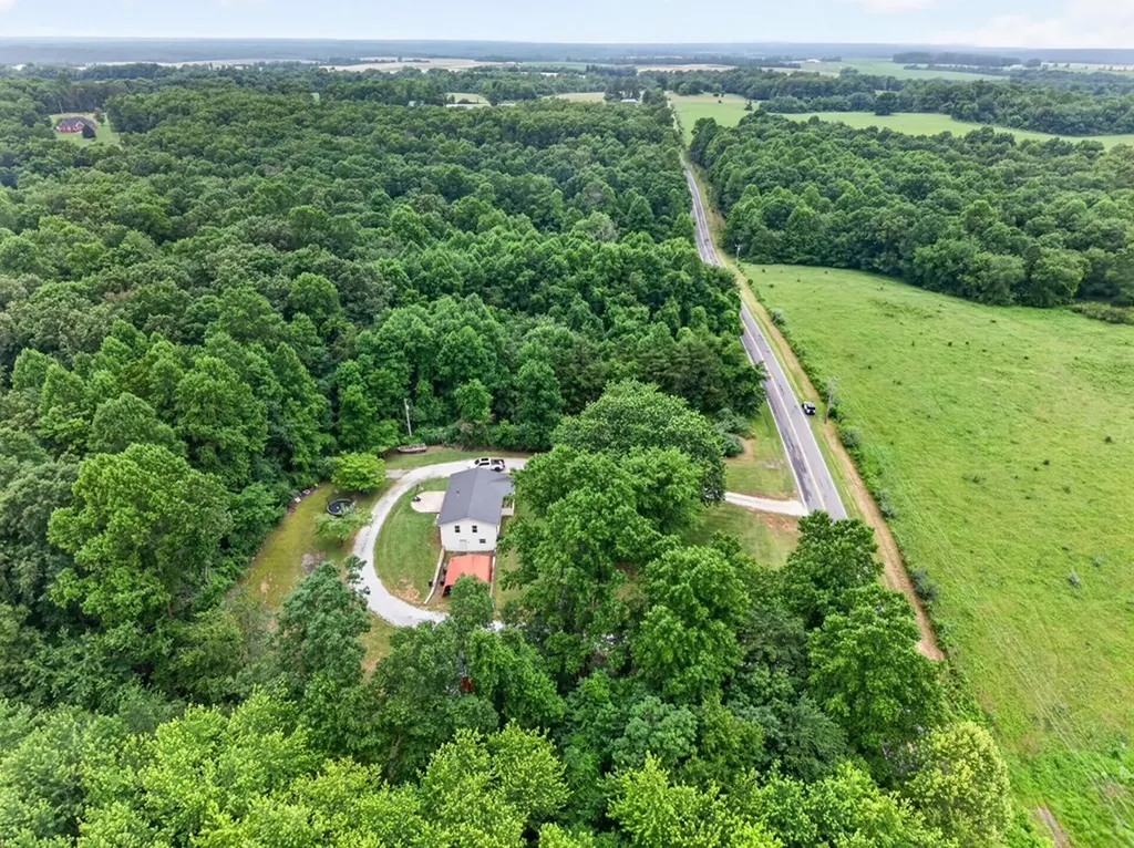 520 Phifer Mine Road Spencer TN 38585