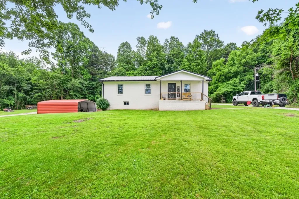 520 Phifer Mine Road Spencer TN 38585
