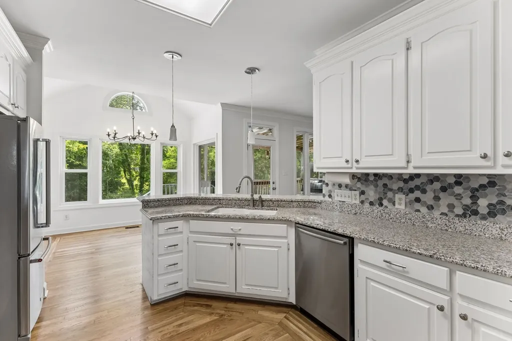 1404 Brook Drive Columbia TN 38401