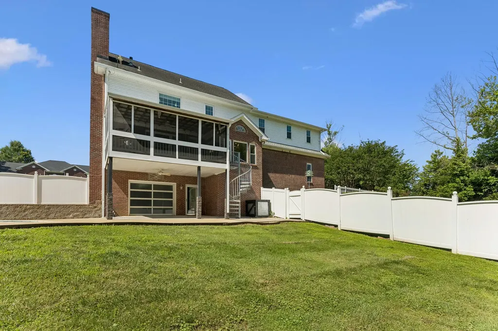 1404 Brook Drive Columbia TN 38401