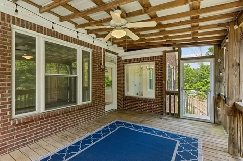 1404 Brook Drive Columbia TN 38401
