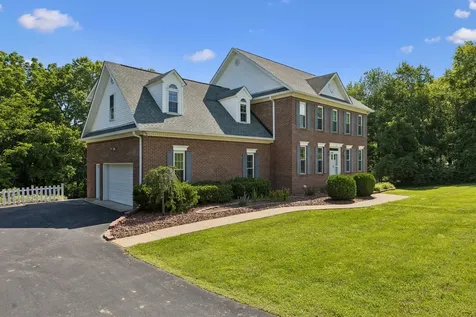 1404 Brook Drive Columbia TN 38401
