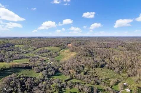 1624 Bartlett Hollow Road Petersburg TN 37144