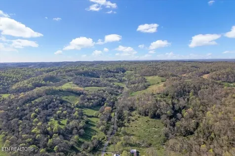 1624 Bartlett Hollow Road Petersburg TN 37144