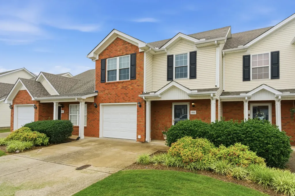 933 Wolves Den Place Murfreesboro TN 37128