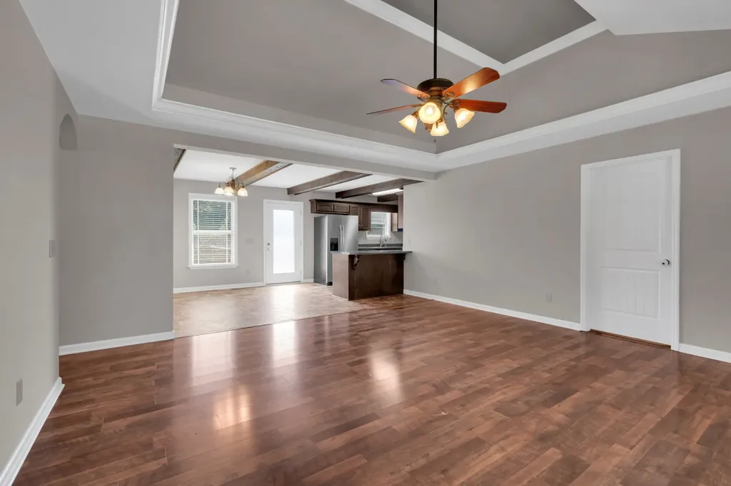 635 Bristol Run Cornersville TN 37047