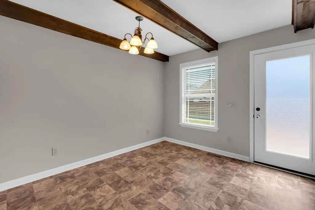 635 Bristol Run Cornersville TN 37047